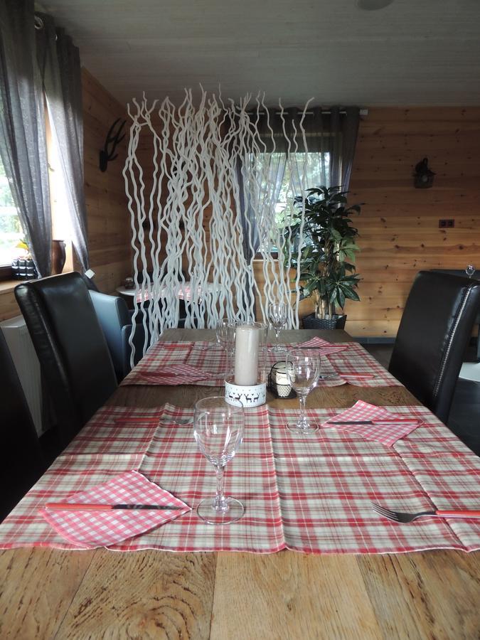 Auberge "La Fourchette Paysanne" Dochamps Exterior foto